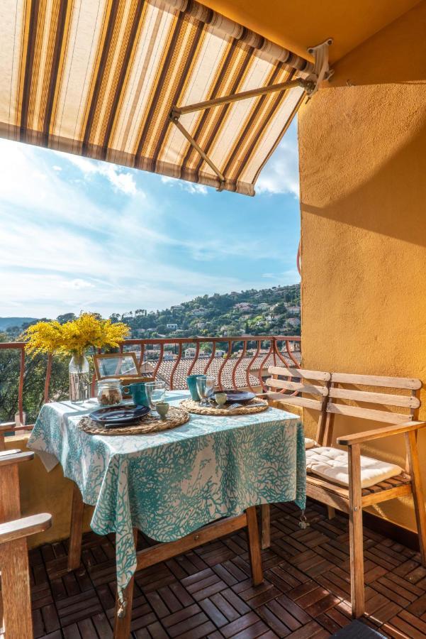 L'Odyssee Provencale, Un Duplex De Charme De 2 Chambres Au Pied Du Village Medieval De Bormes-Les-Mimosas, Offrant Des Prestations Haut De Gamme Et Une Superbe Vue Sur Le Massif Des Maures Экстерьер фото