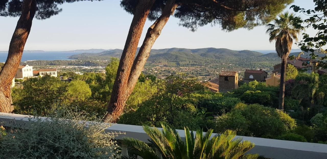 L'Odyssee Provencale, Un Duplex De Charme De 2 Chambres Au Pied Du Village Medieval De Bormes-Les-Mimosas, Offrant Des Prestations Haut De Gamme Et Une Superbe Vue Sur Le Massif Des Maures Экстерьер фото